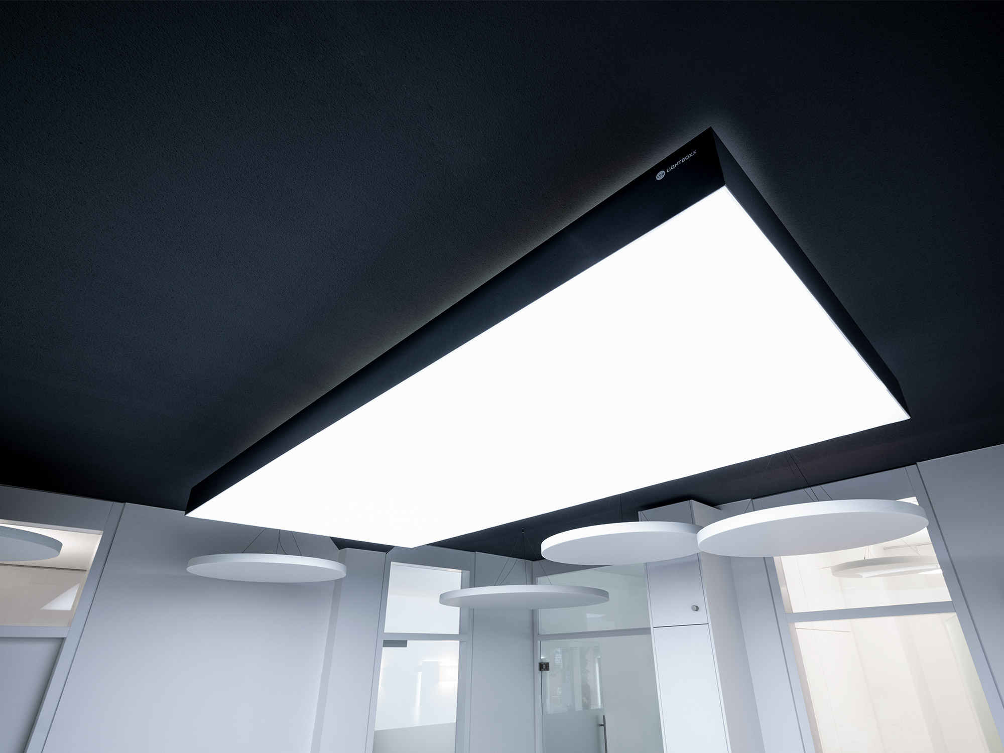 Dr. Adler & Dr. Thimm &ndash; Akustikbilder und Schallabsorber von SCHALLSAUGER&reg;